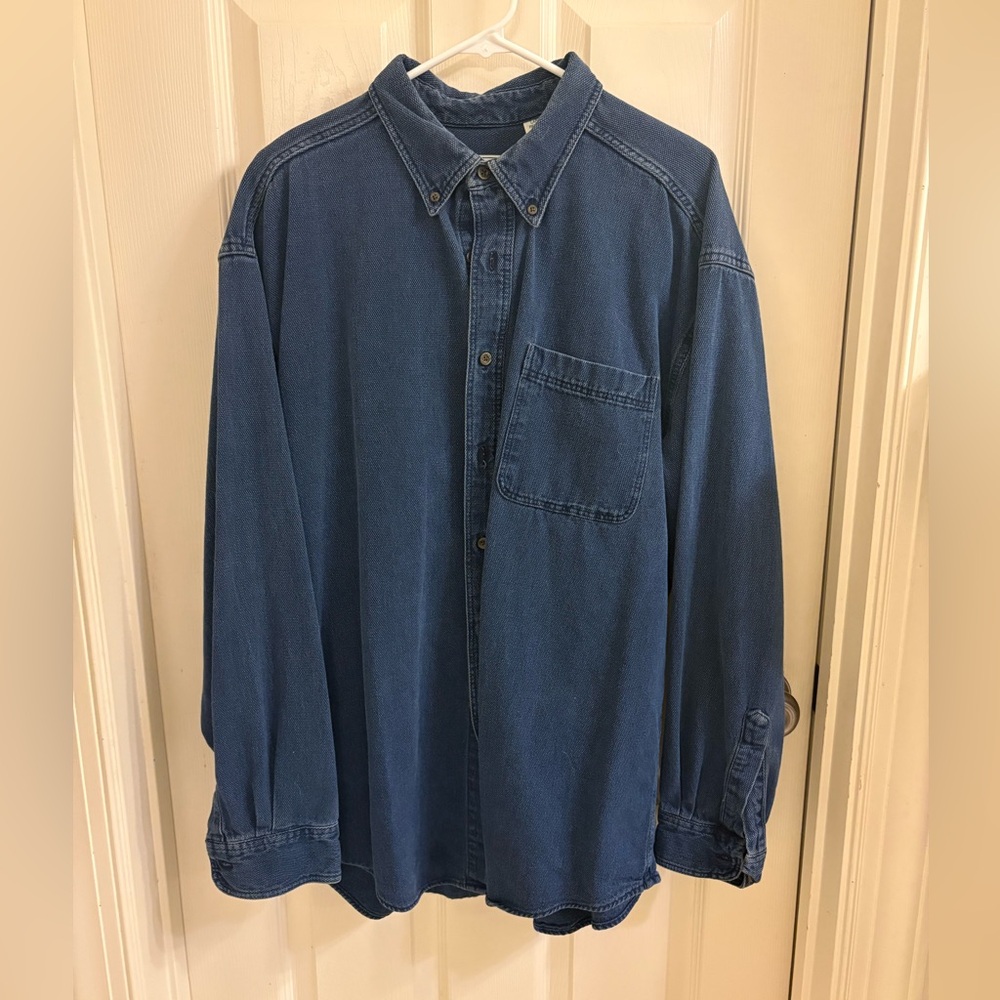 L.L. Bean Men's Casual Button Down Shirt - Dark Blue